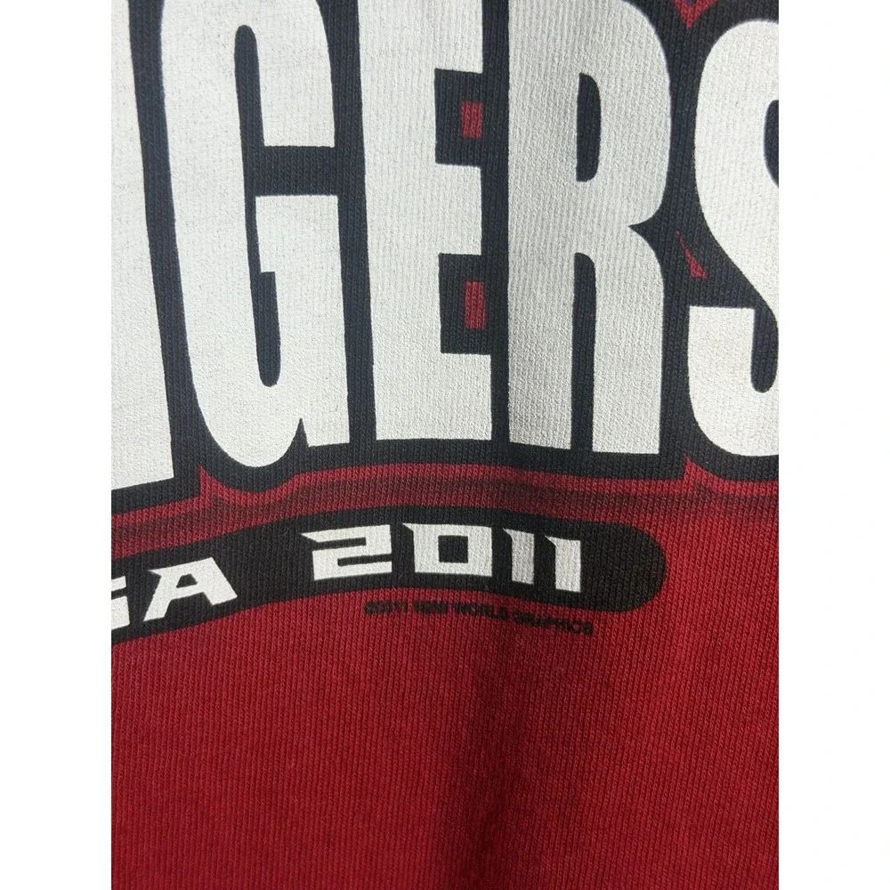 VINTAGE MEN'S LARGE RED ALABAMA 2011 CHAMPIONS LSU T SHIRT HEAVY COTTON NWT